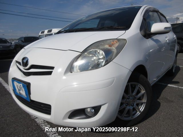 2009 TOYOTA VITZ