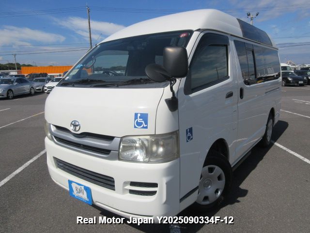 2010 TOYOTA HIACE VAN