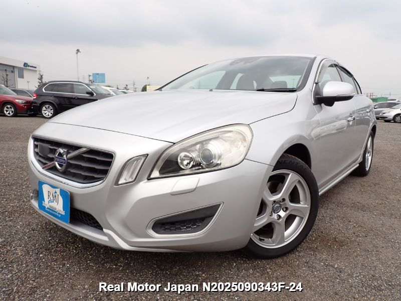 2011 VOLVO S60