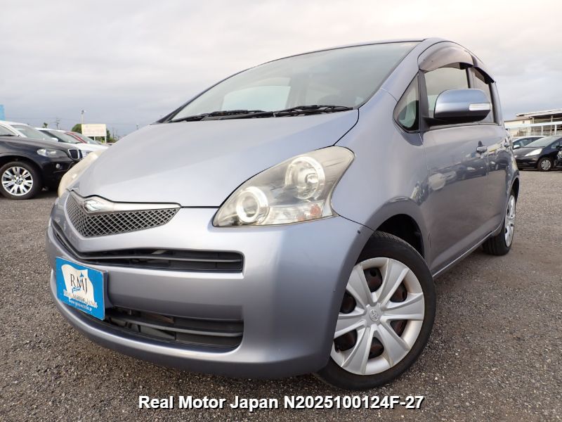 2010 TOYOTA RACTIS
