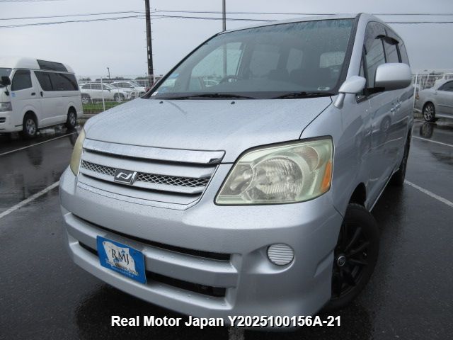 2006 TOYOTA NOAH