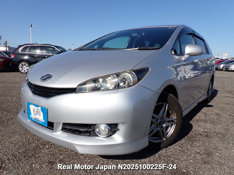 2010 TOYOTA WISH