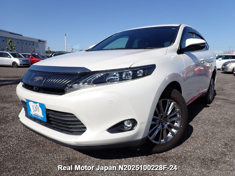 2017 TOYOTA HARRIER
