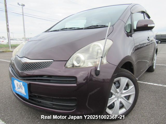 2010 TOYOTA RACTIS