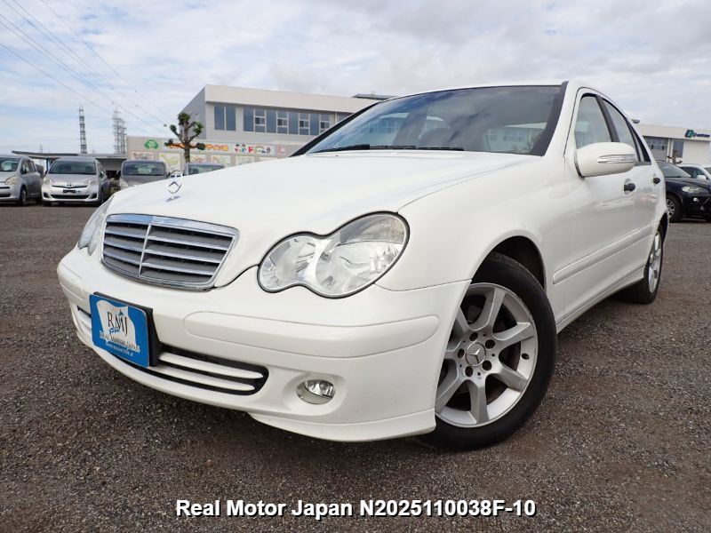 2004 MERCEDES-BENZ C-CLASS