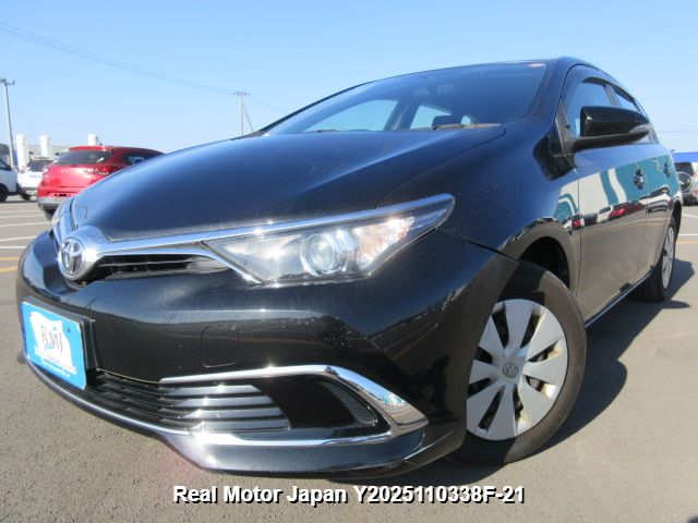 2017 TOYOTA AURIS