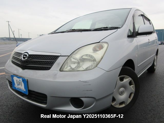 2002 TOYOTA COROLLA SPACIO