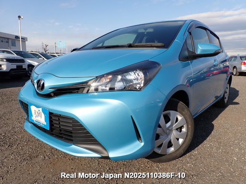 2015 TOYOTA VITZ