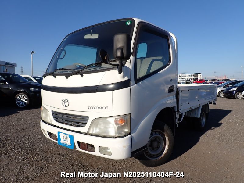 2004 TOYOTA TOYOACE