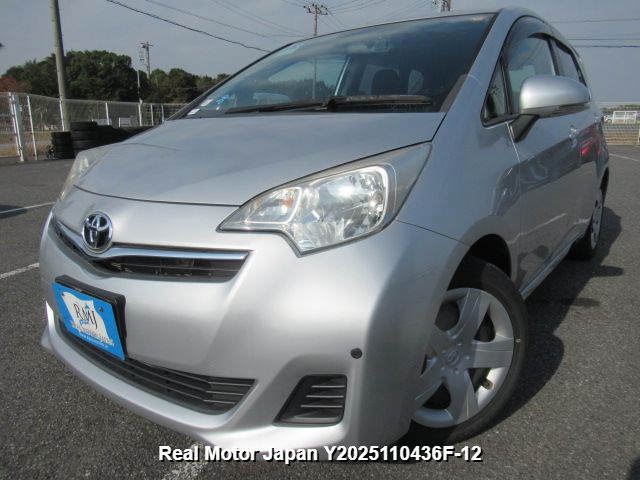 2011 TOYOTA RACTIS