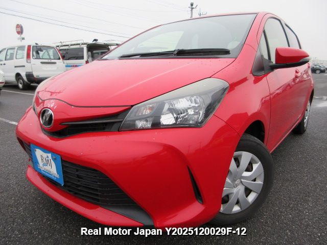 2014 TOYOTA VITZ