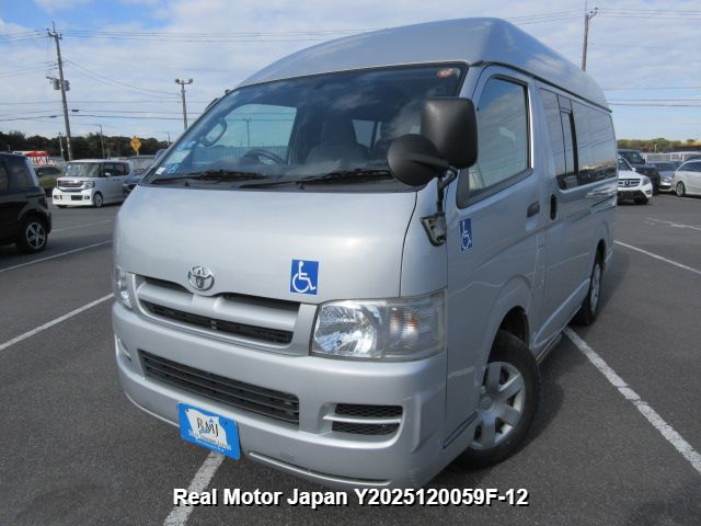 2006 TOYOTA REGIUS ACE