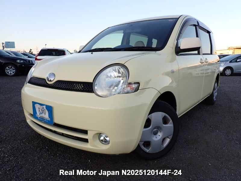 2004 TOYOTA SIENTA