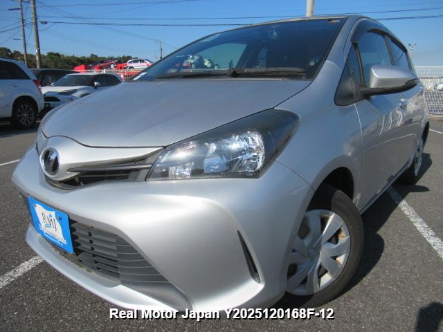2015 TOYOTA VITZ