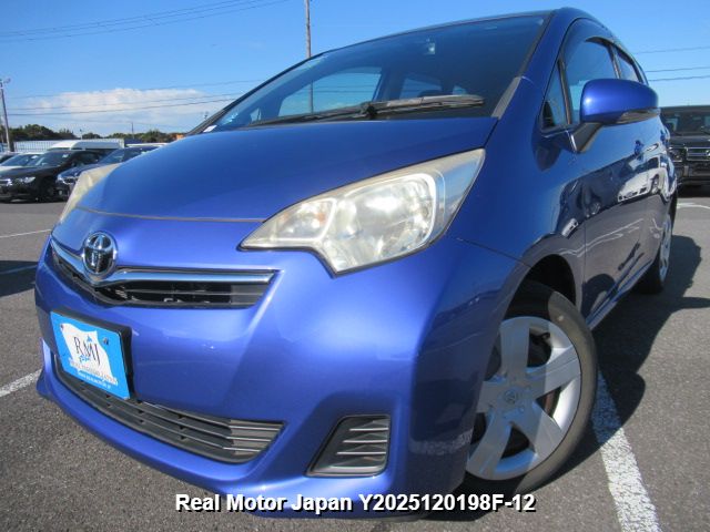 2010 TOYOTA RACTIS