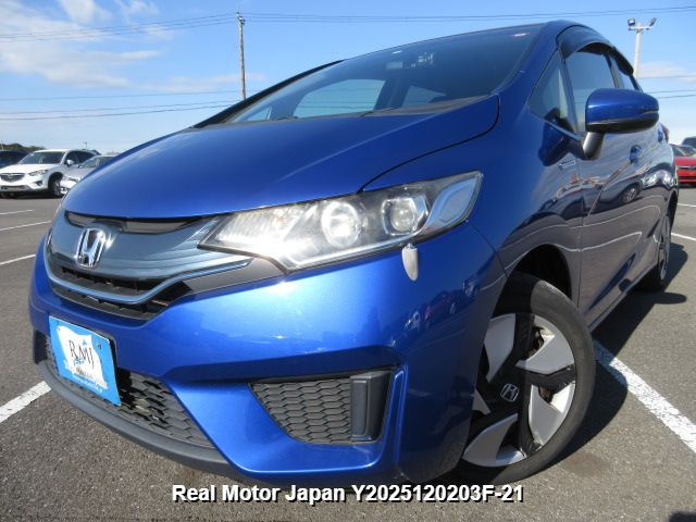 2014 HONDA FIT HYBRID