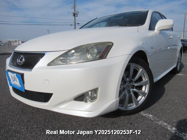 2005 LEXUS IS