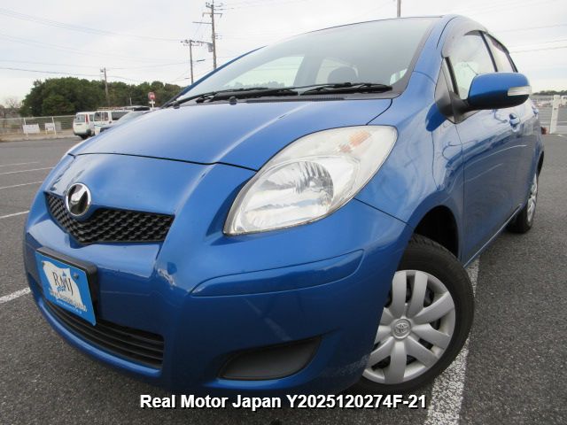 2011 TOYOTA VITZ
