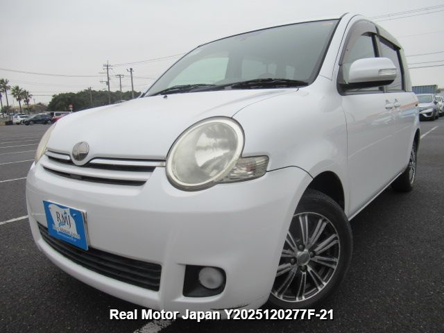 2010 TOYOTA SIENTA