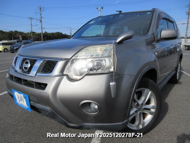 2011 NISSAN X-TRAIL