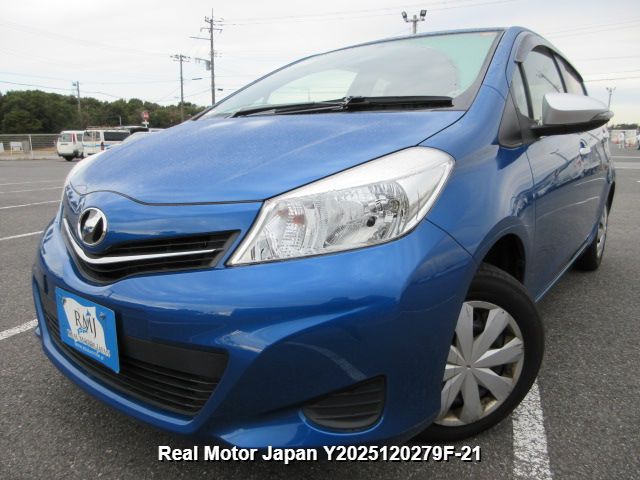 2011 TOYOTA VITZ
