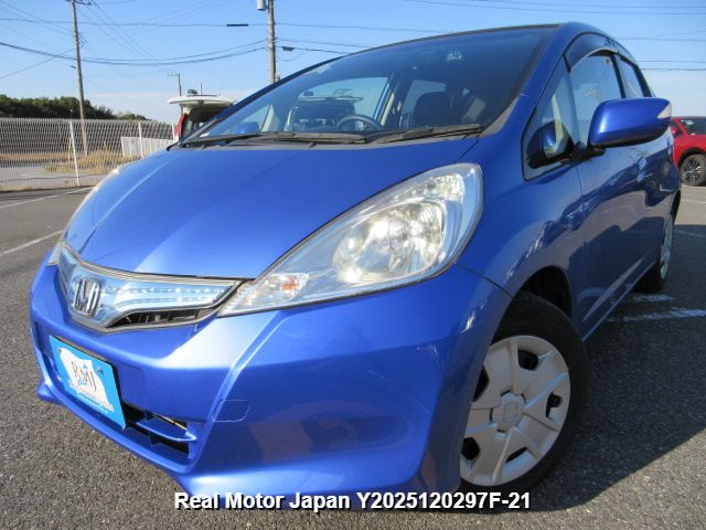 2011 HONDA FIT HYBRID