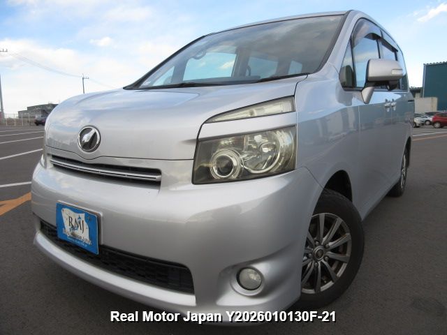 2008 TOYOTA VOXY