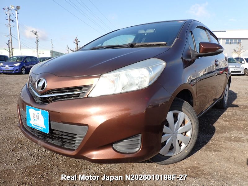 2013 TOYOTA VITZ