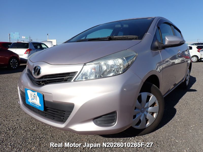 2011 TOYOTA VITZ