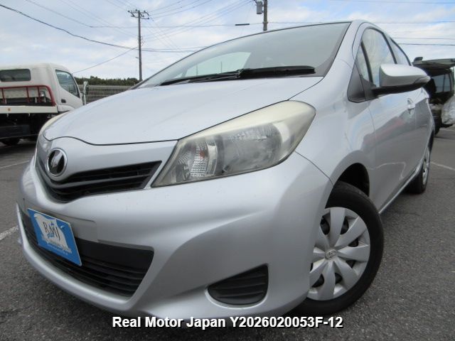 2013 TOYOTA VITZ