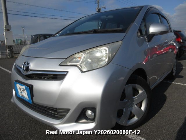 2011 TOYOTA RACTIS