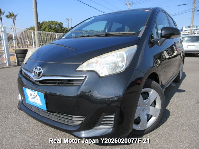 2011 TOYOTA RACTIS