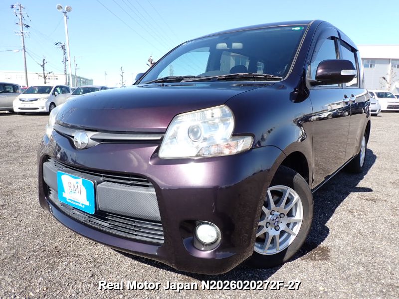 2011 TOYOTA SIENTA