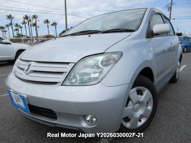 2005 TOYOTA IST