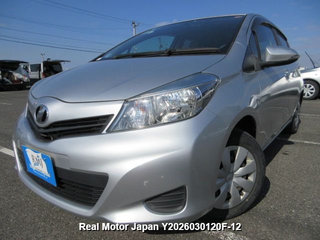 2011 TOYOTA VITZ