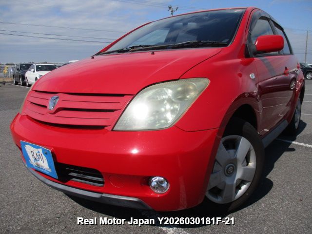 2004 TOYOTA IST