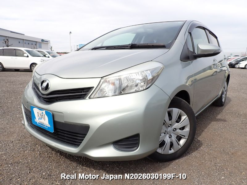 2011 TOYOTA VITZ