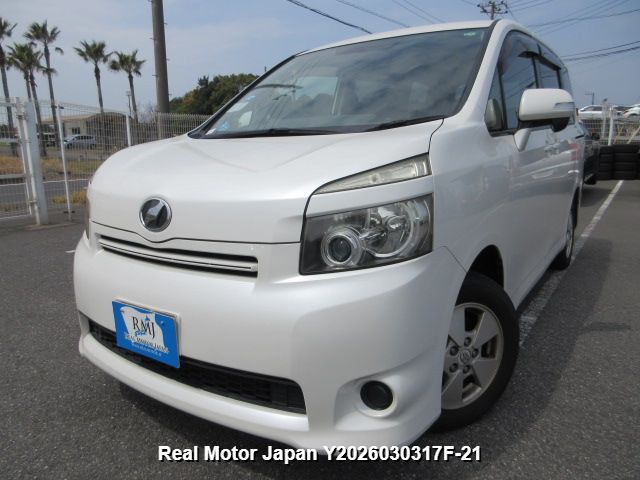 2007 TOYOTA VOXY