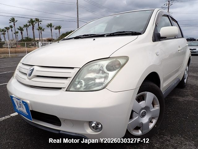 2005 TOYOTA IST