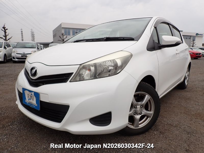 2011 TOYOTA VITZ