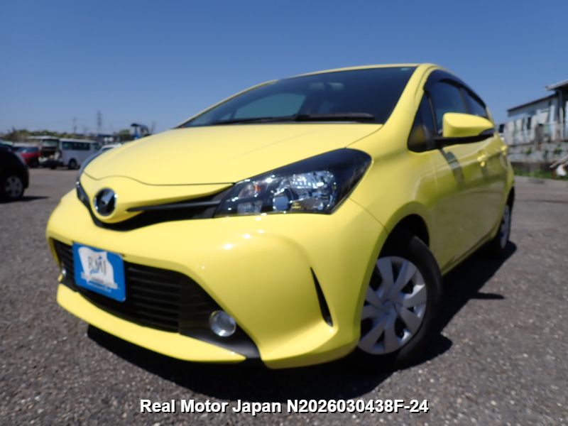 2015 TOYOTA VITZ