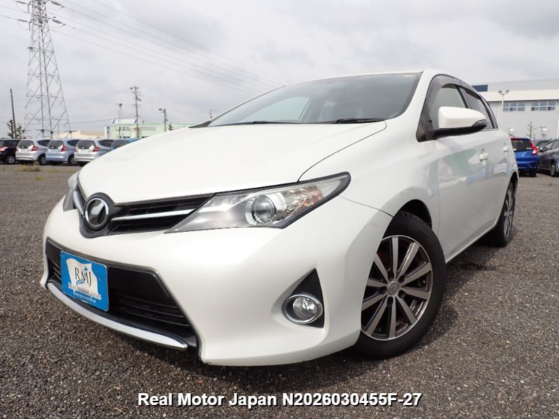 2014 TOYOTA AURIS