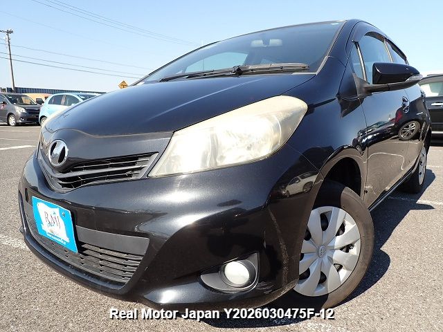 2011 TOYOTA VITZ