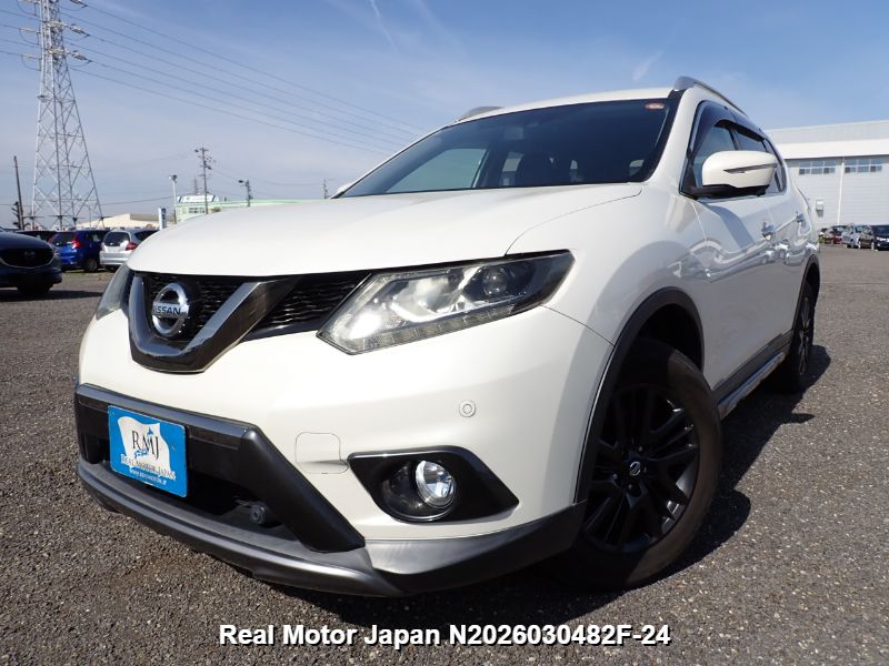 2015 NISSAN X-TRAIL