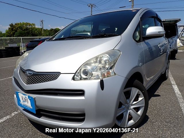 2010 TOYOTA RACTIS