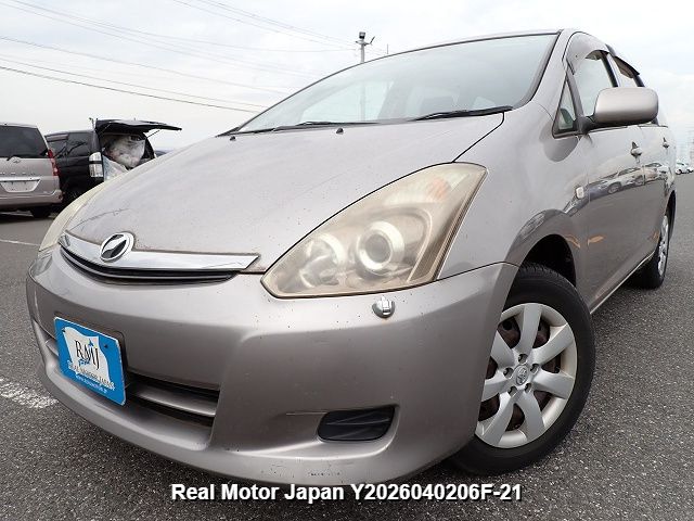 2007 TOYOTA WISH – view 1