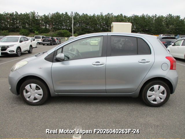2006 TOYOTA VITZ thumbnail 3
