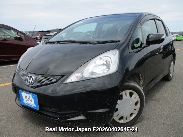 2010 undefined undefined — Black