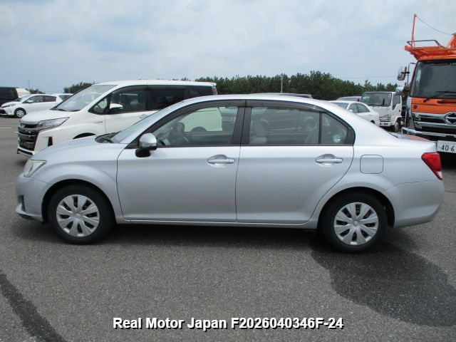 2013 TOYOTA COROLLA AXIO thumbnail 3