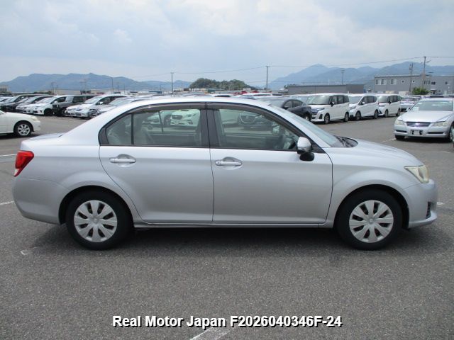 2013 TOYOTA COROLLA AXIO thumbnail 4